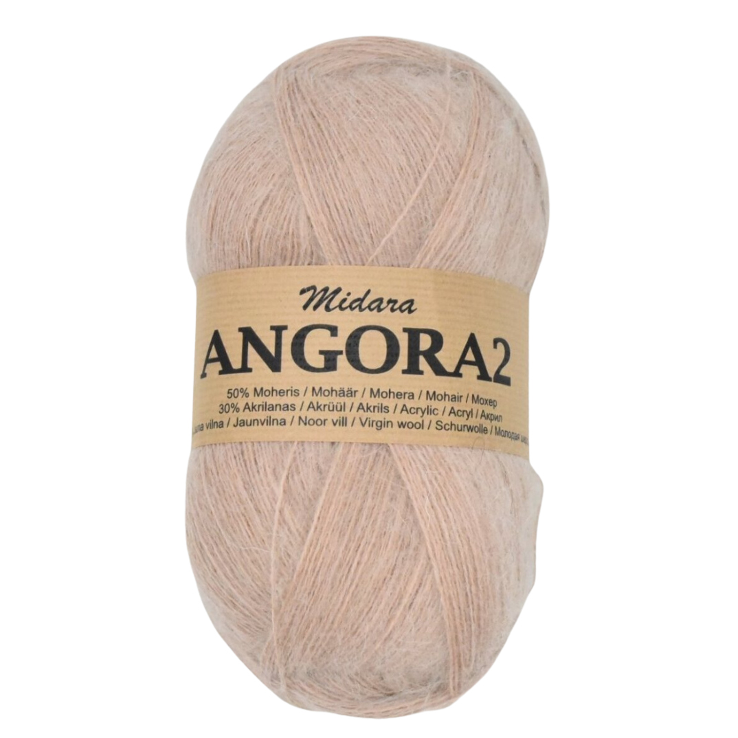 Angora 2, 100g., 750m. Angora 2, 100g., 750m.