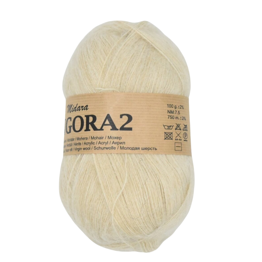 Angora 2, 100g., 750m. Angora 2, 100g., 750m.